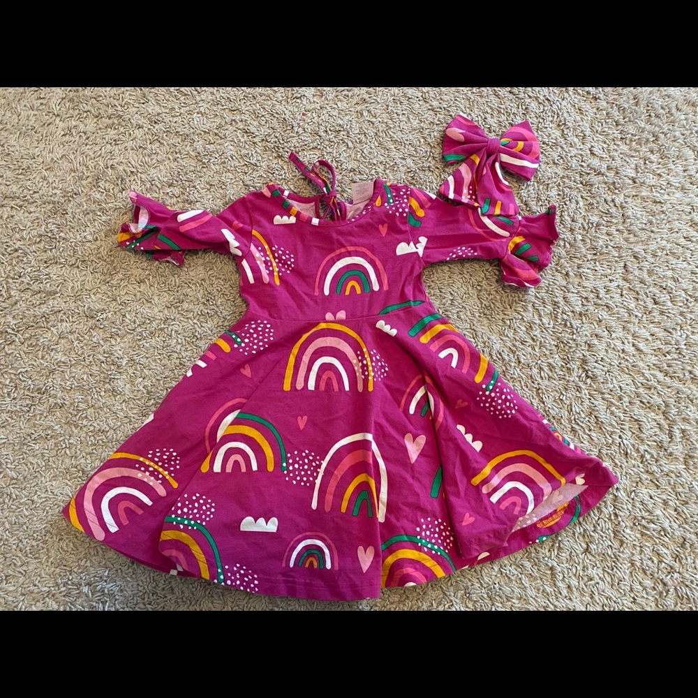 Eleanor Rose rainbow dress with matching bow size 2.  EUC.